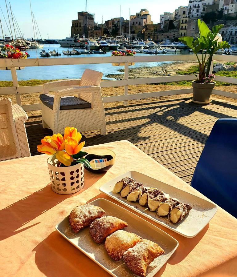 Hotel Cala Marina Castellammare del Golfo Exterior photo