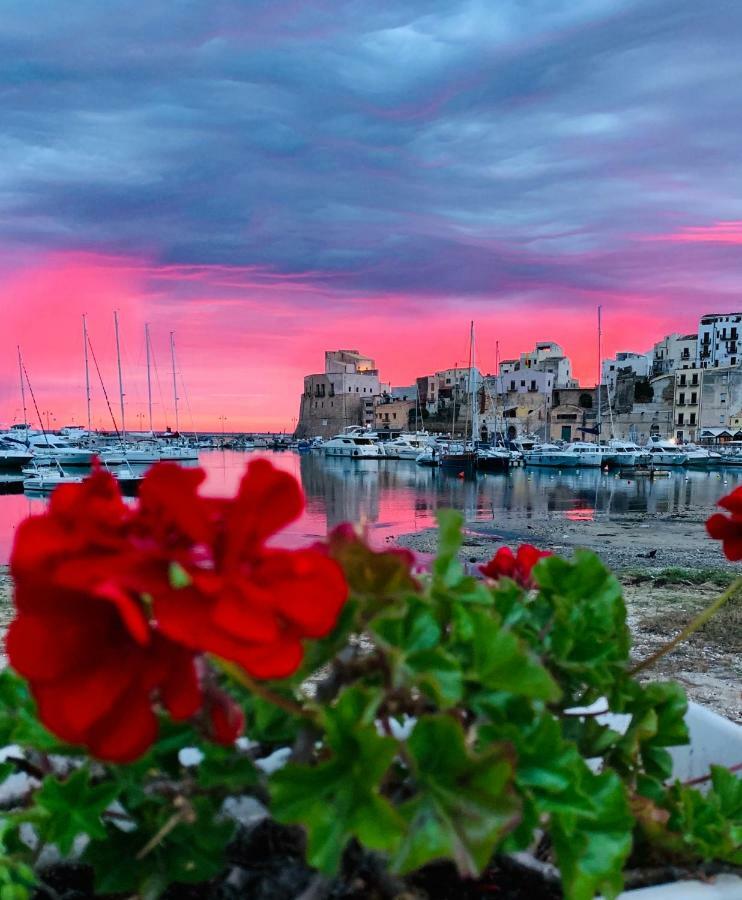 Hotel Cala Marina Castellammare del Golfo Exterior photo